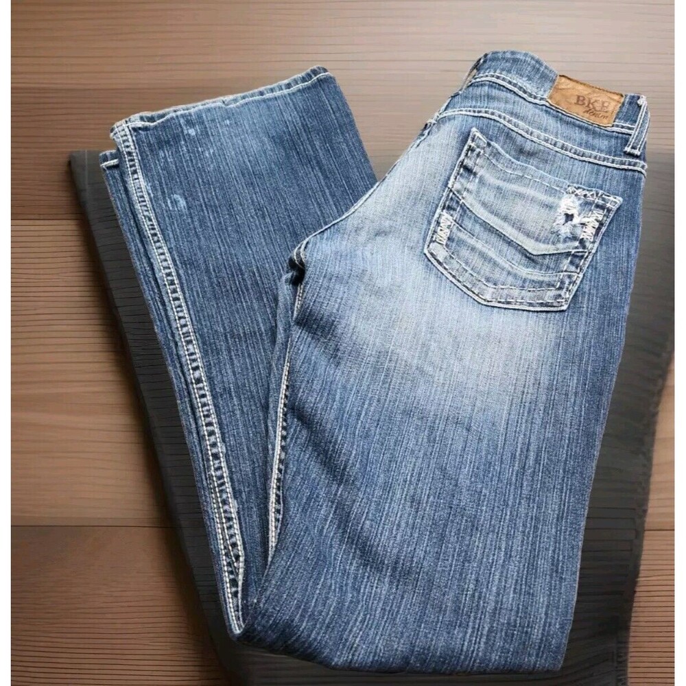 BKE Buckle Jeans Women's 28R X 31.5 Distressed Culture Boot Cut Blue Jeans